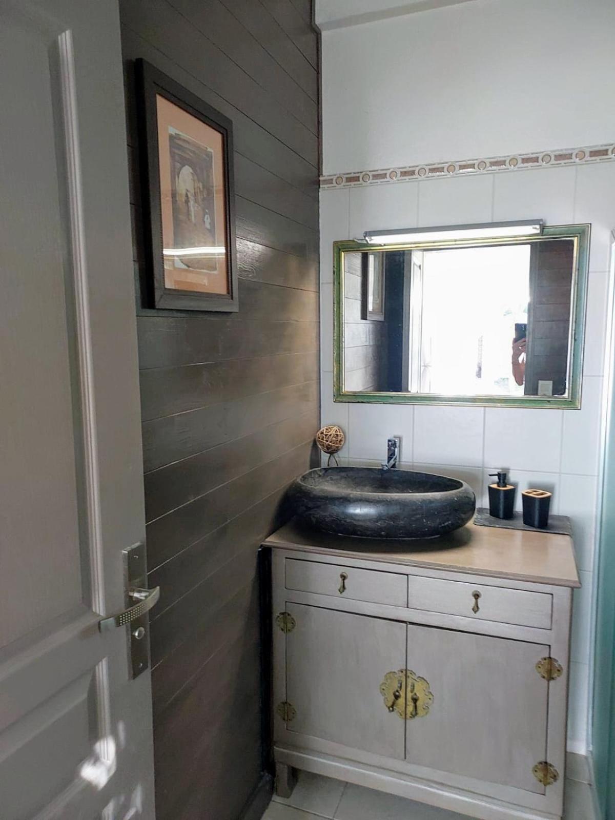 Apartamento Chamb'Bouchons Saint-Francois  Exterior foto